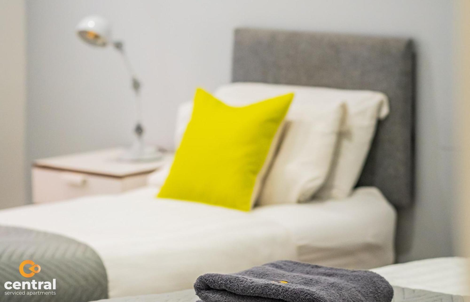 Central Serviced Apartments - 2 Bedroom - Walk Away From City Centre & Universities - Sleeps 4 - 1 X Double 2 X Single - Smart Tvs In All Rooms - Short Term Stays Welcome - Walk Away From Train & Bus Station - Preferred Location For Short Stay In Dun Dundee Exterior foto