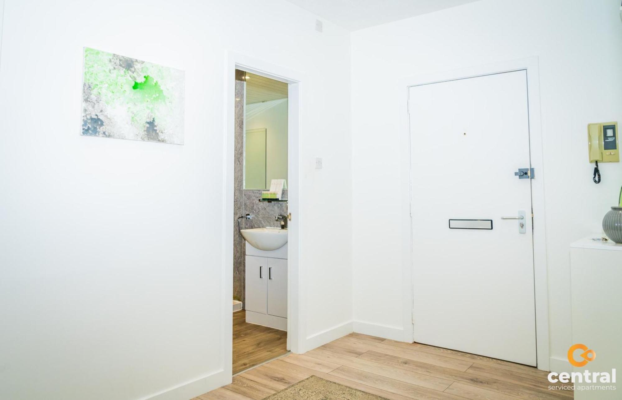 Central Serviced Apartments - 2 Bedroom - Walk Away From City Centre & Universities - Sleeps 4 - 1 X Double 2 X Single - Smart Tvs In All Rooms - Short Term Stays Welcome - Walk Away From Train & Bus Station - Preferred Location For Short Stay In Dun Dundee Exterior foto